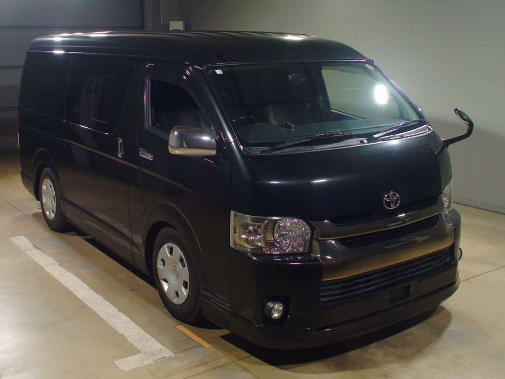 2015 Toyota Hiace Van TRH211K[2]