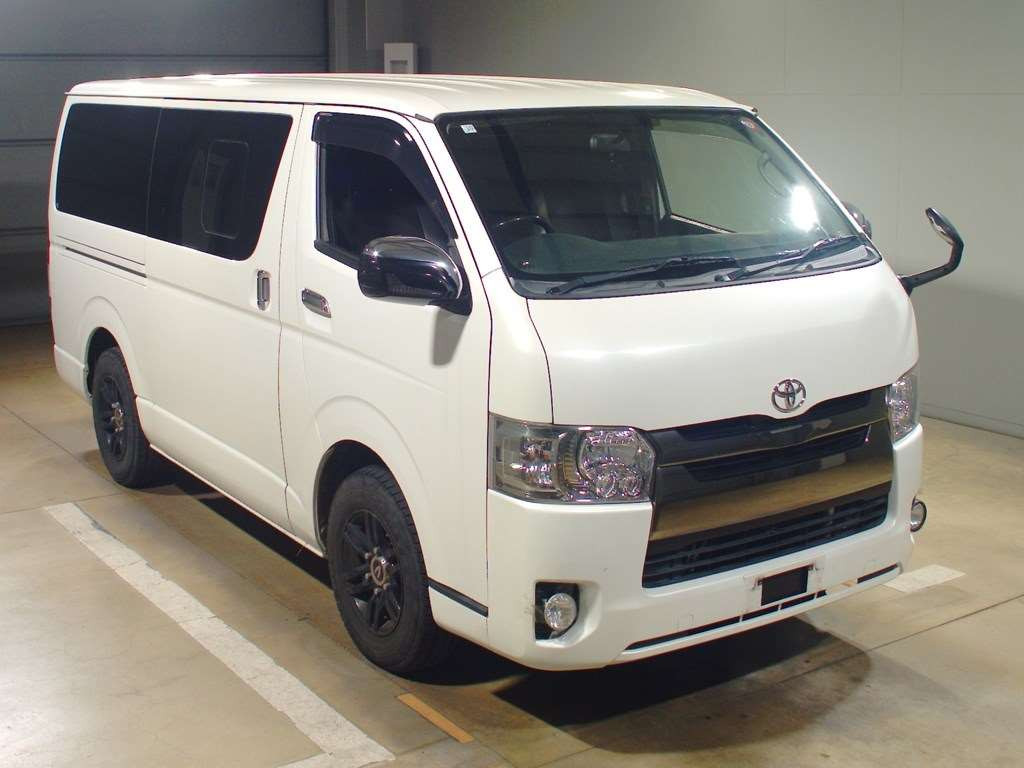 2016 Toyota Hiace Van KDH201V[2]