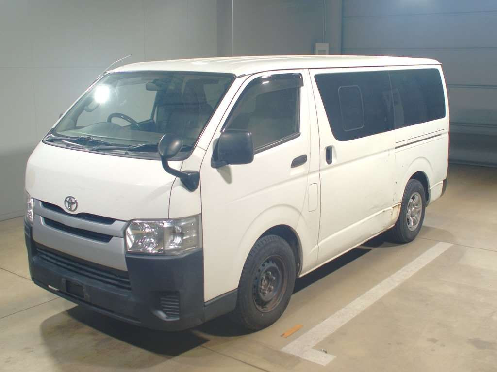 2015 Toyota Hiace Van TRH200V[0]