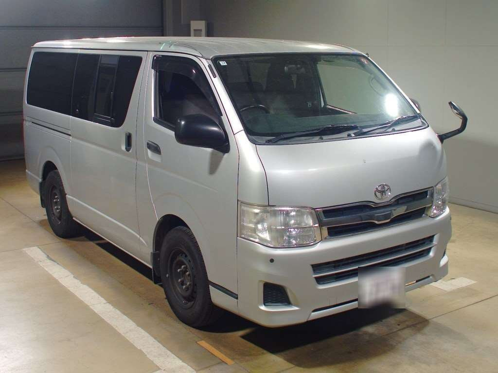 2012 Toyota Hiace Van TRH200V[2]