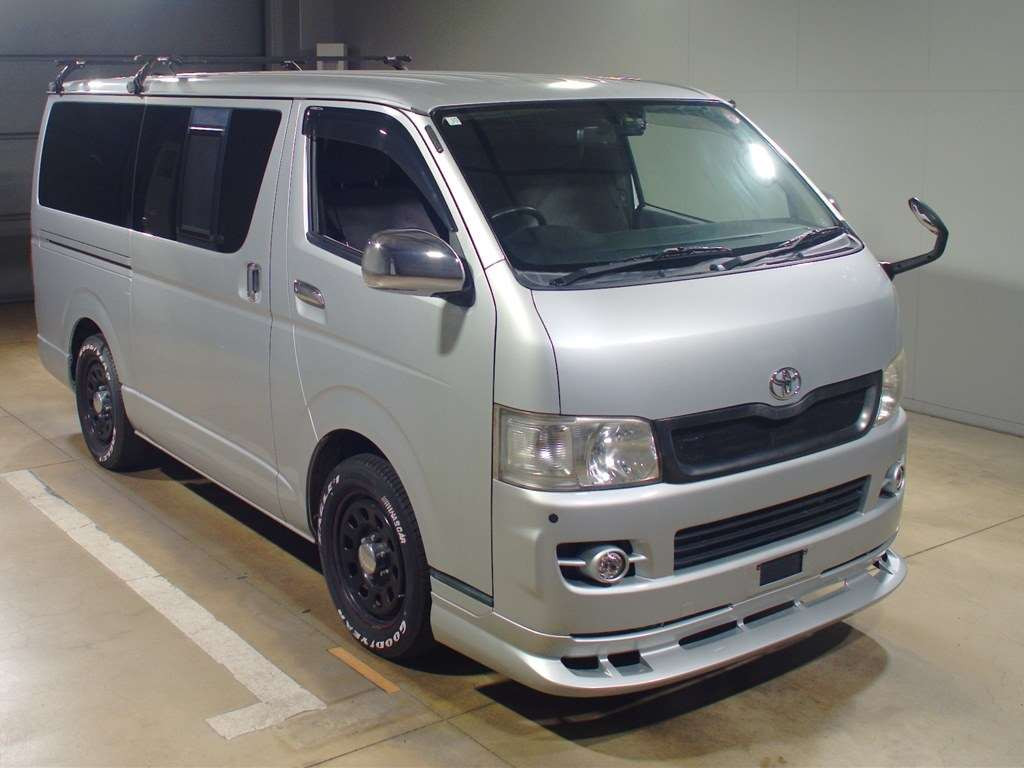 2010 Toyota Hiace Van TRH200V[2]