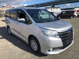 2016 Toyota Noah