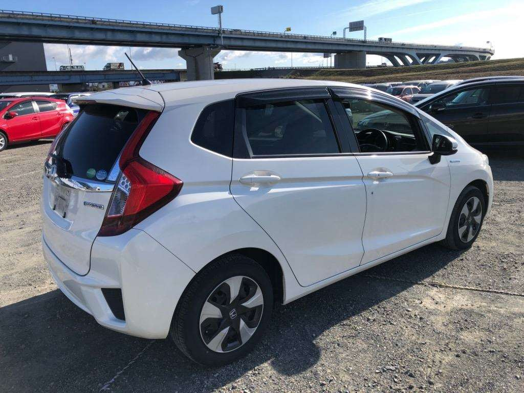 2016 Honda Fit Hybrid GP5[1]