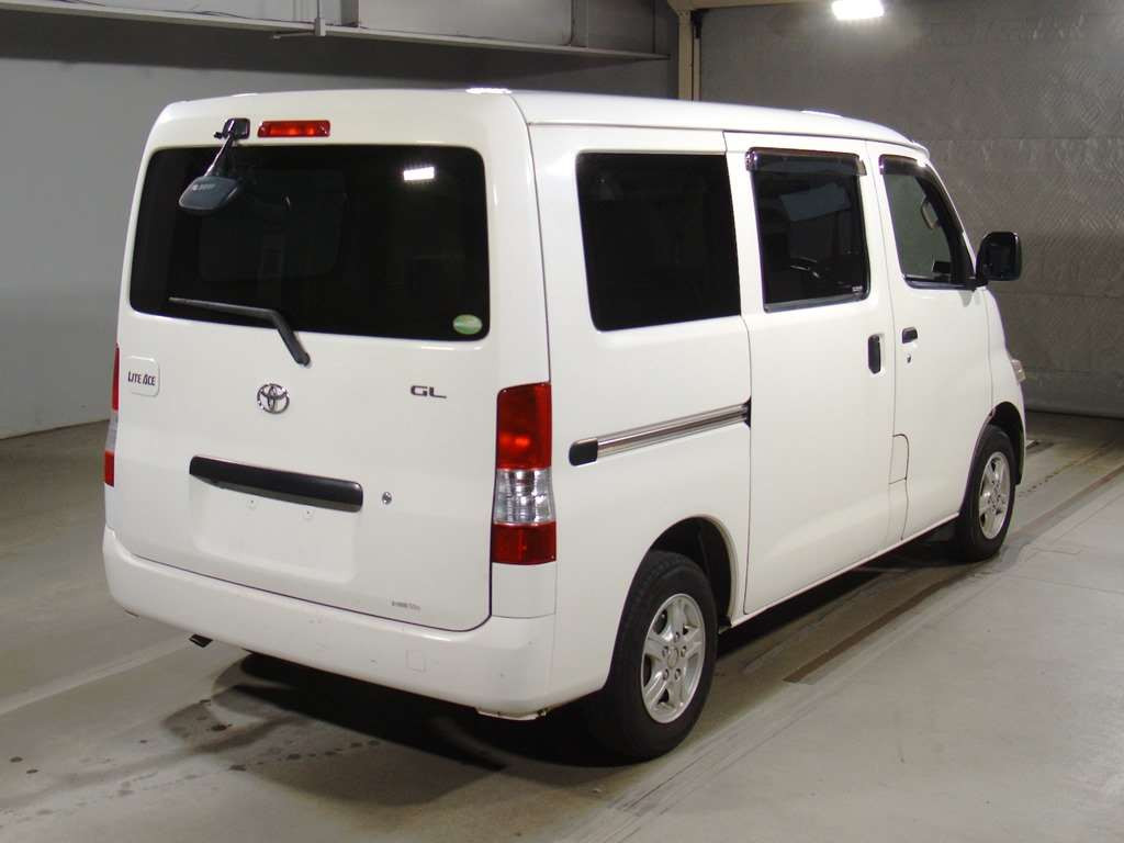 2014 Toyota Liteace Van S402M[1]