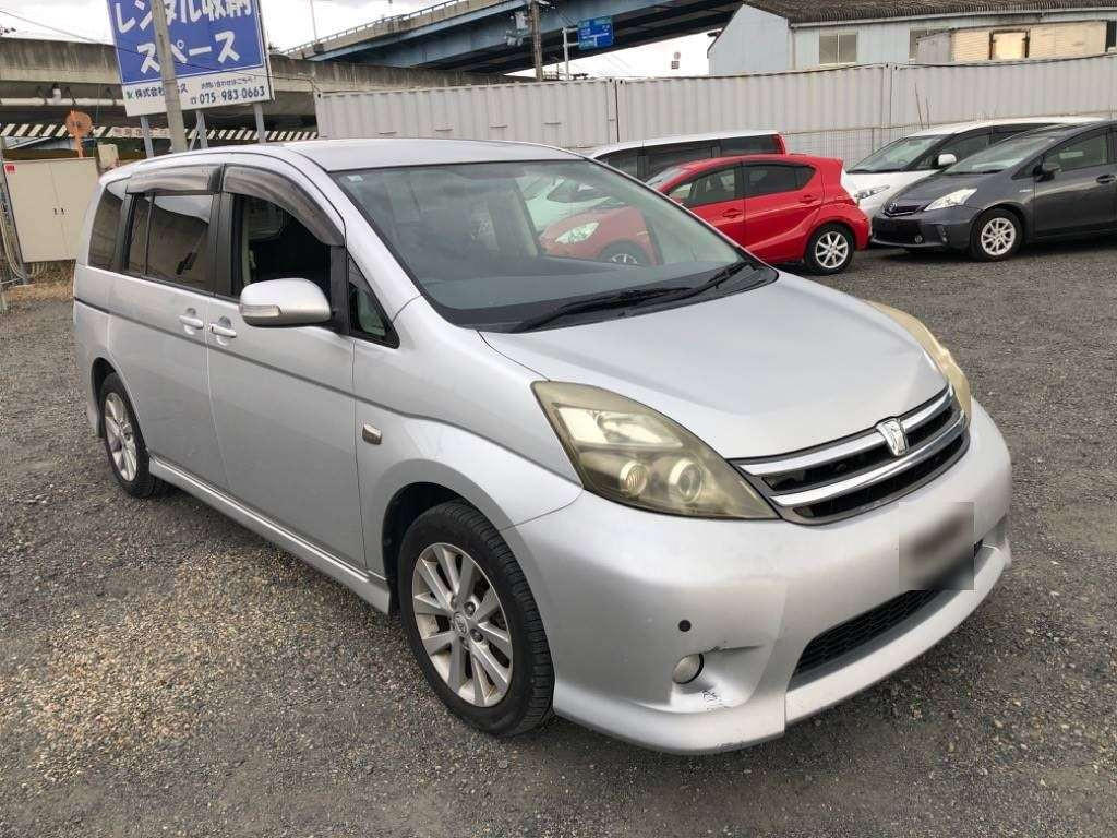 2008 Toyota Isis ANM10W[2]