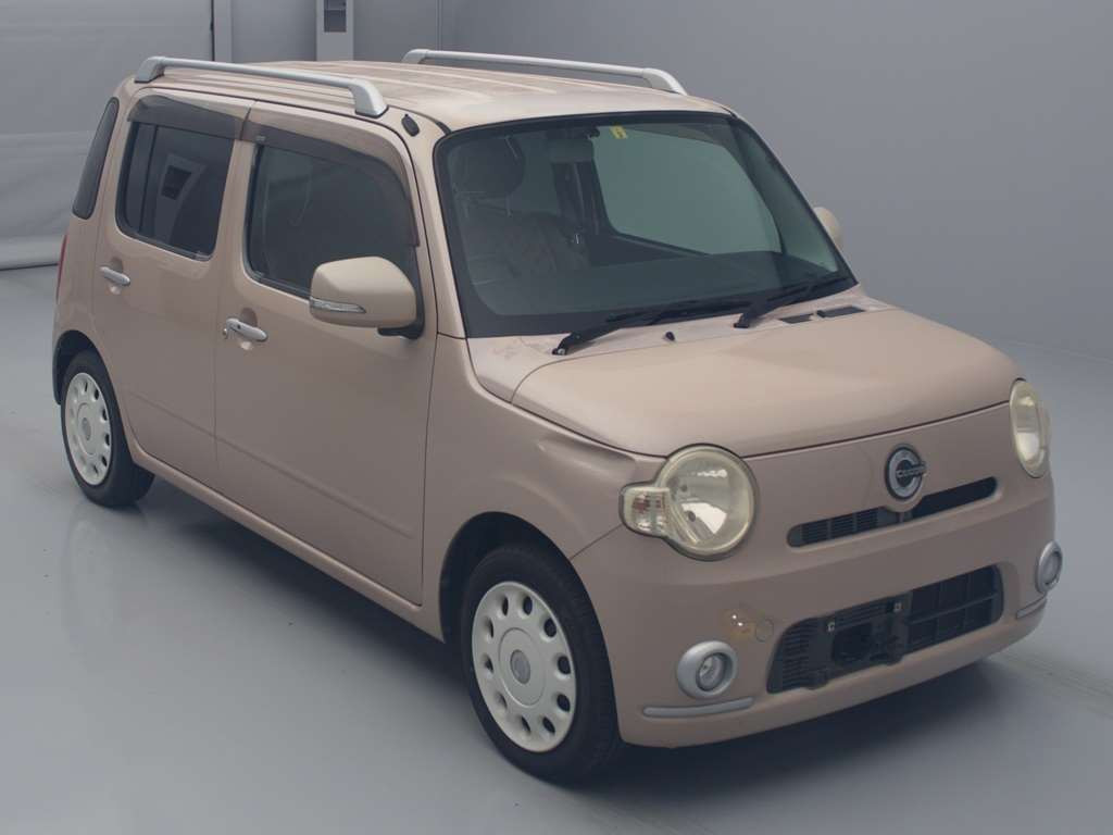 2010 Daihatsu Mira Cocoa L675S[2]