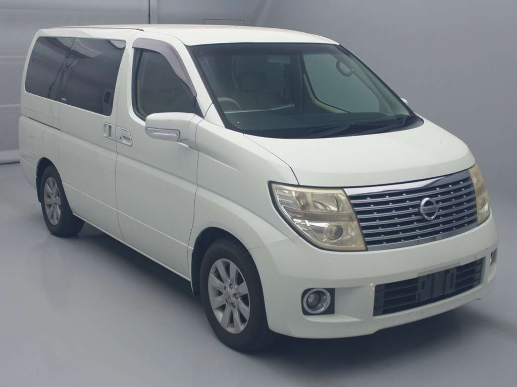 2004 Nissan Elgrand NE51[2]