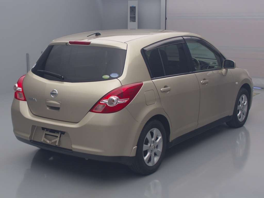 2008 Nissan Tiida C11[1]