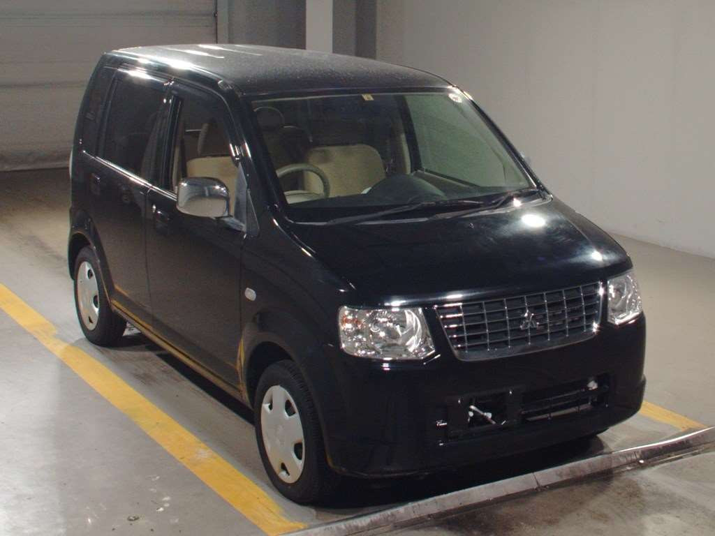 2010 Mitsubishi eK Wagon H82W[2]