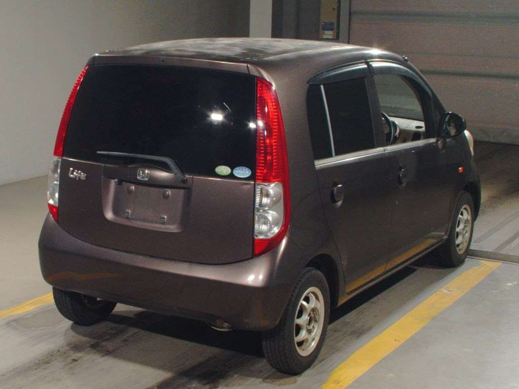 2008 Honda Life JB5[1]