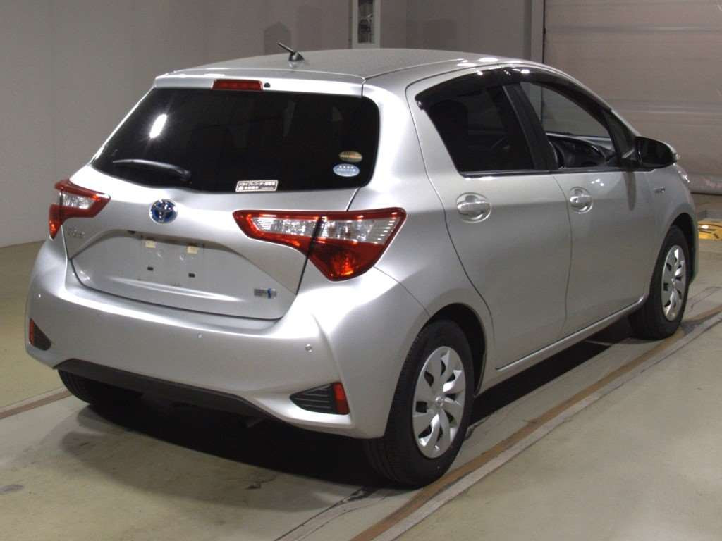 2019 Toyota Vitz NHP130[1]