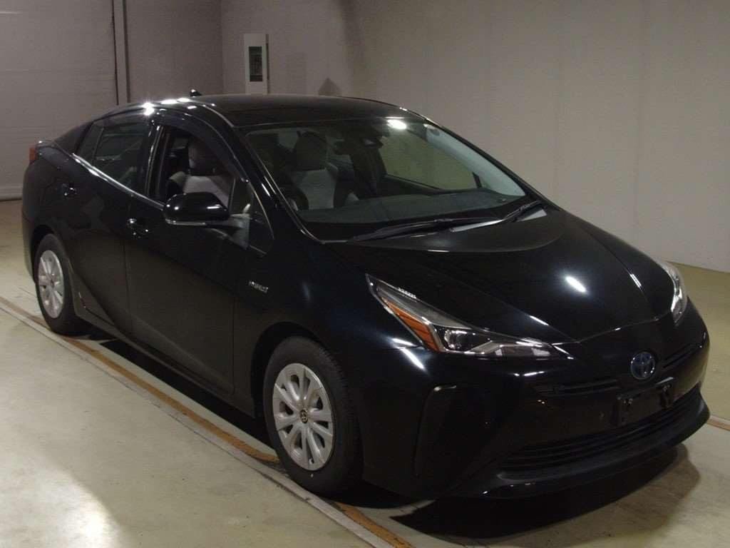 2019 Toyota Prius ZVW51[2]