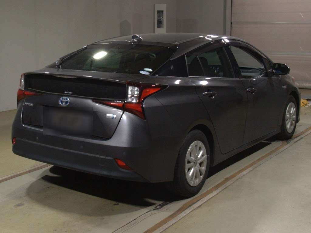 2019 Toyota Prius ZVW51[1]