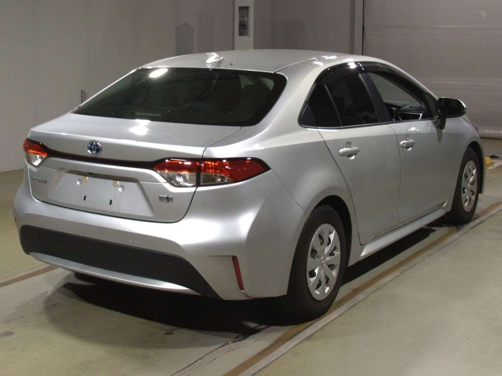 2021 Toyota Corolla Sedan ZWE211[1]