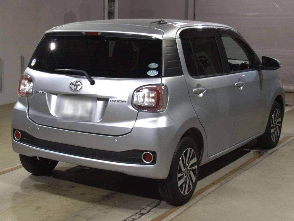 2016 Toyota Passo M700A[1]