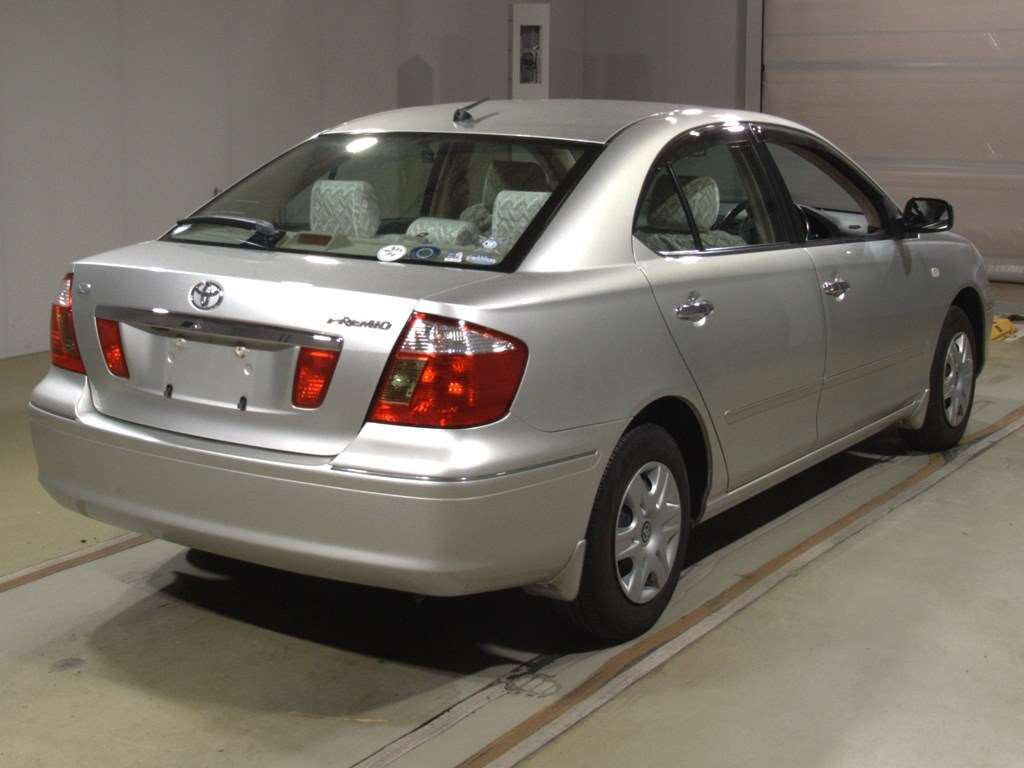 2003 Toyota Premio ZZT240[1]