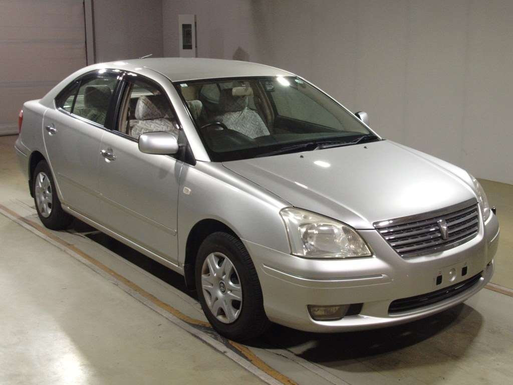 2003 Toyota Premio ZZT240[2]