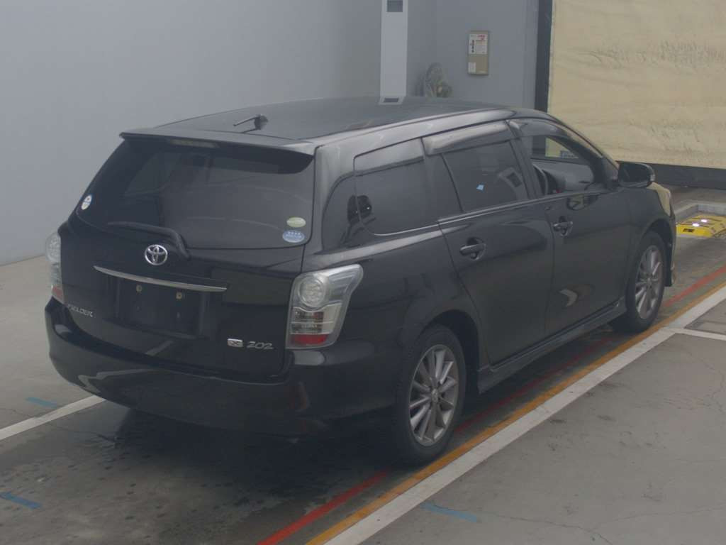 2011 Toyota Corolla Fielder NZE141G[1]