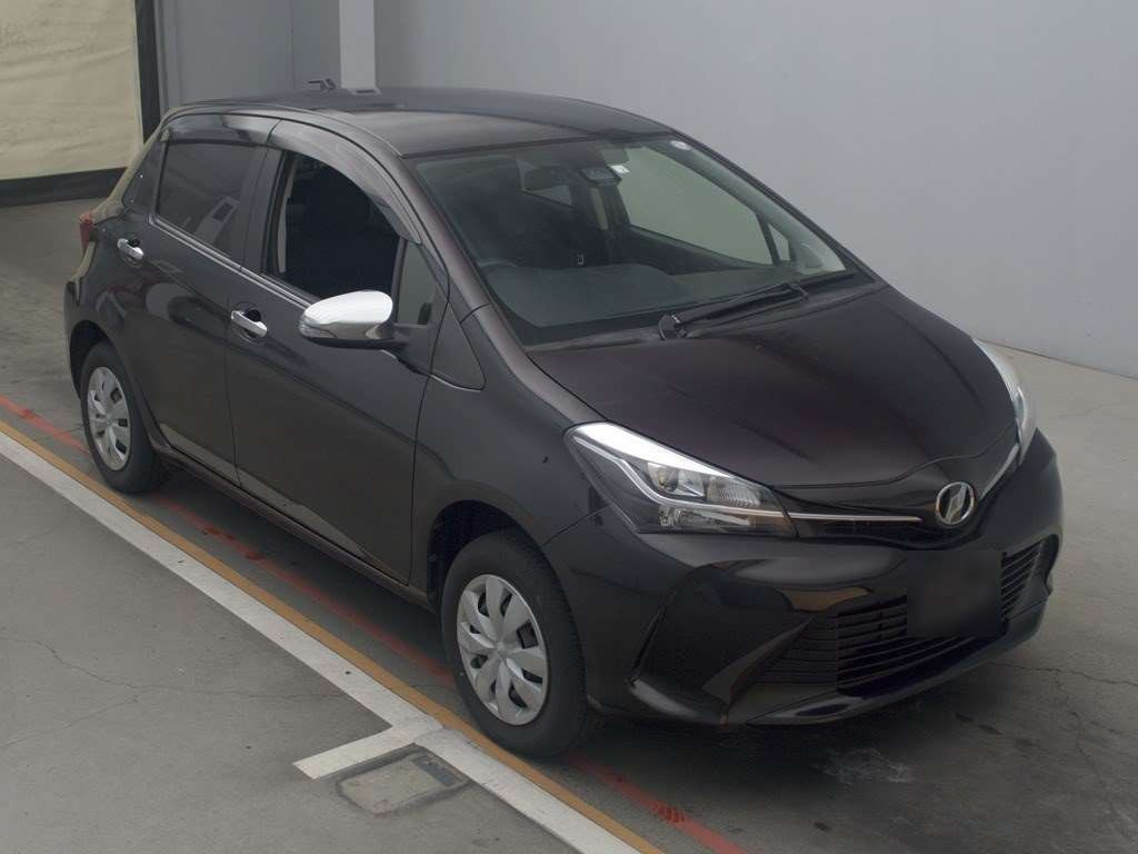 2016 Toyota Vitz NSP135[2]