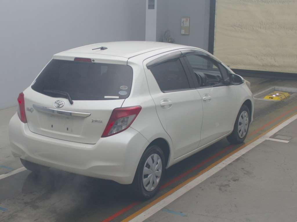 2012 Toyota Vitz KSP130[1]