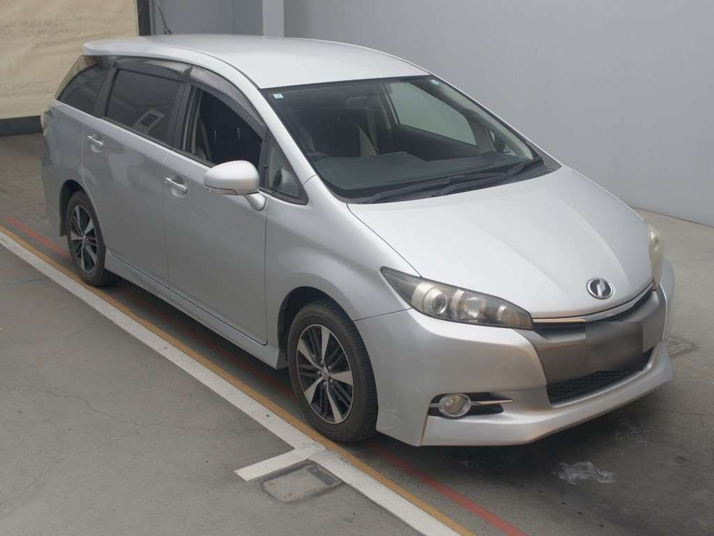 2013 Toyota Wish ZGE20W[2]