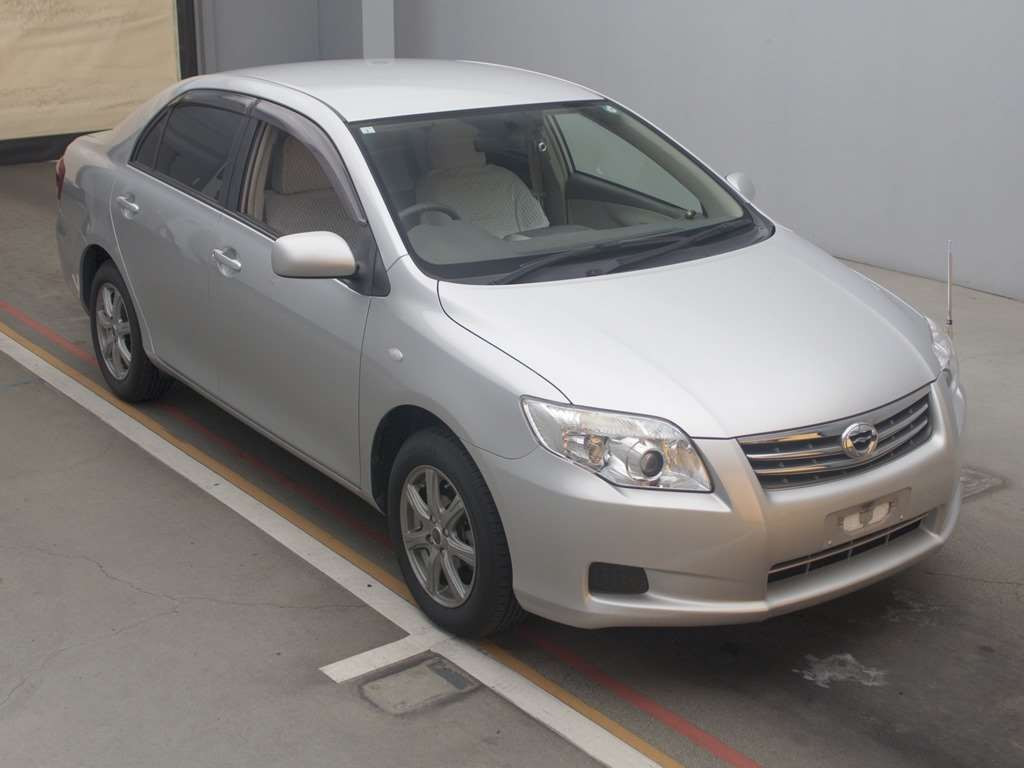 2011 Toyota Corolla Axio NZE141[2]