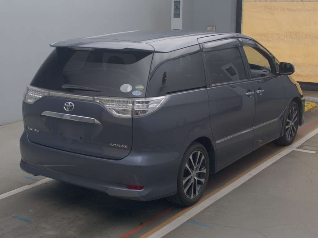 2016 Toyota Estima ACR50W[1]