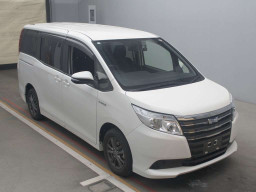 2014 Toyota Noah