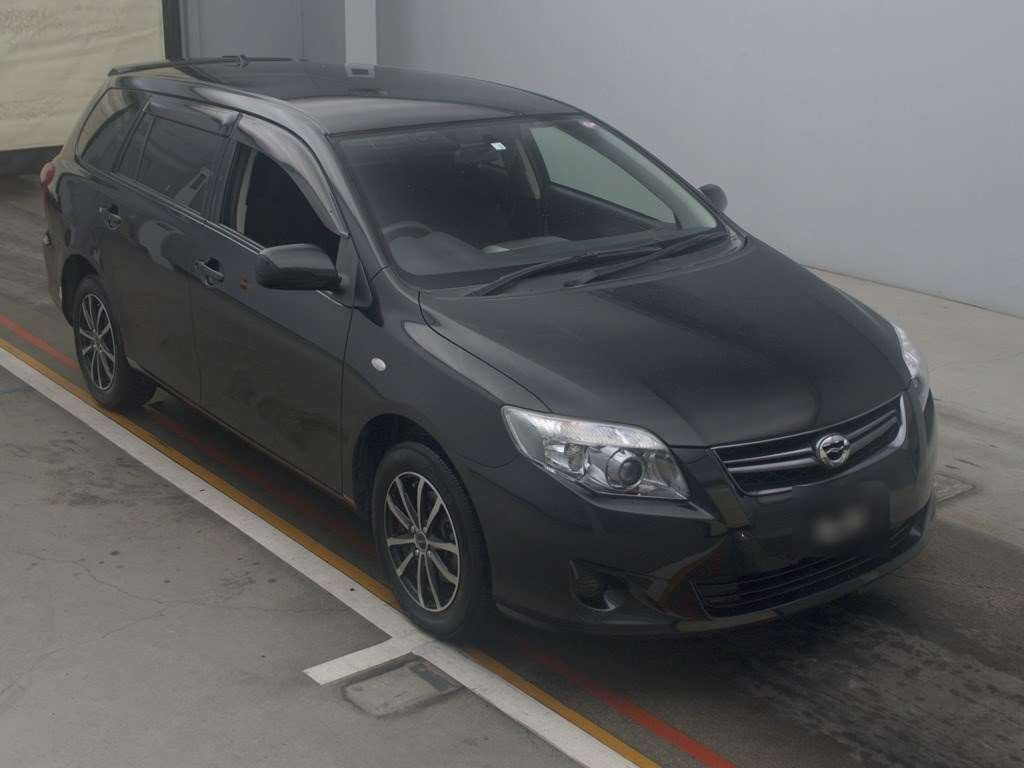 2012 Toyota Corolla Fielder NZE141G[2]