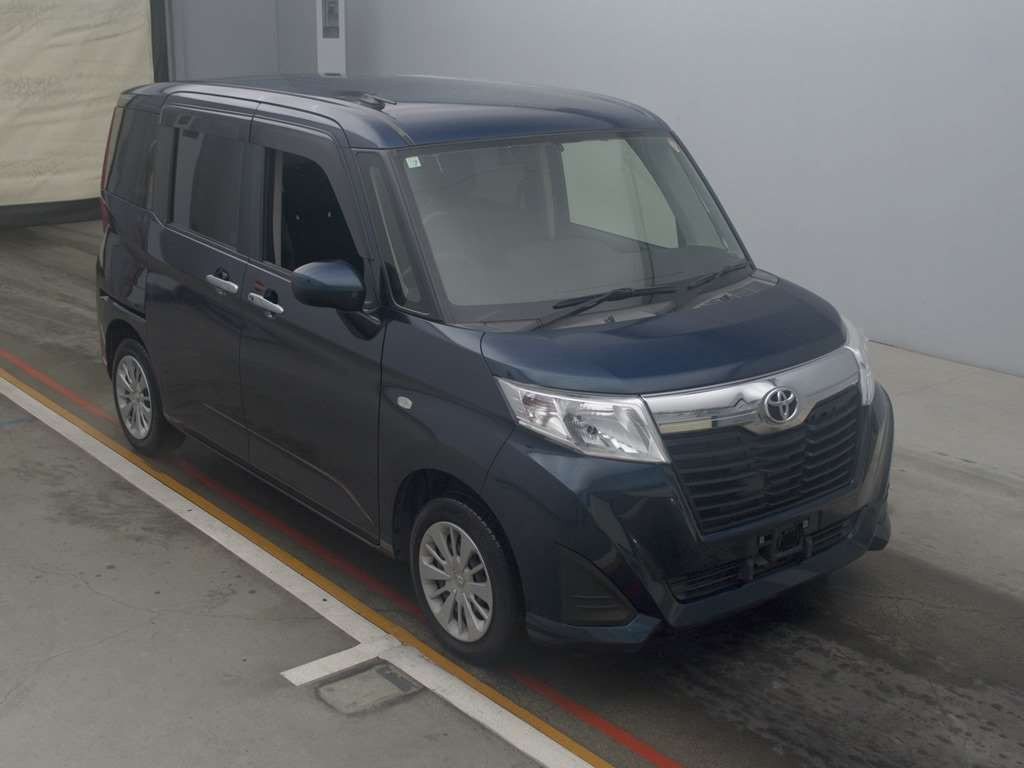 2018 Toyota Roomy M900A[2]