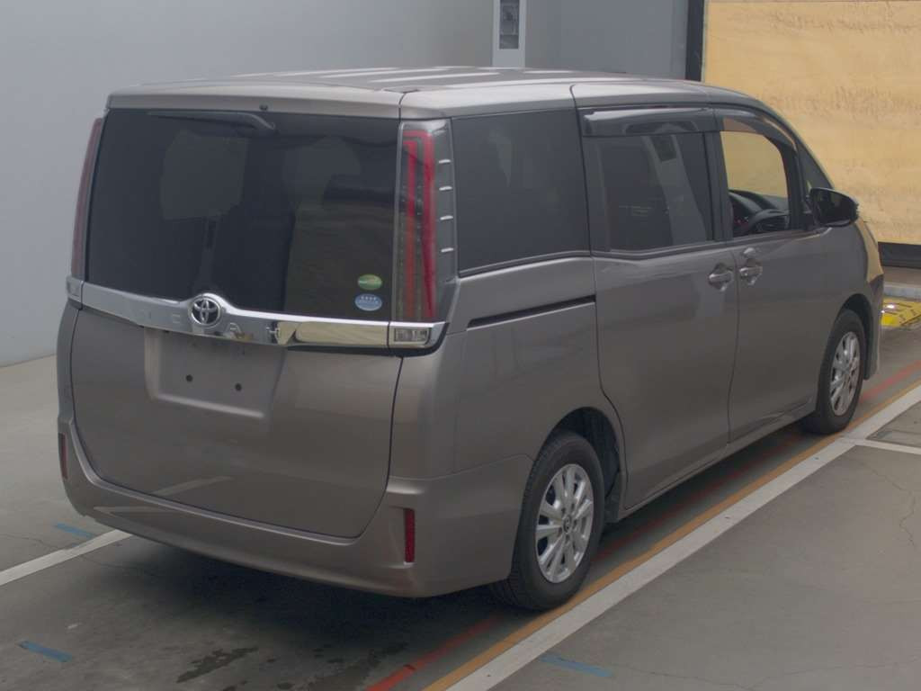 2017 Toyota Noah ZRR80G[1]