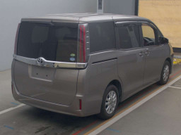 2017 Toyota Noah