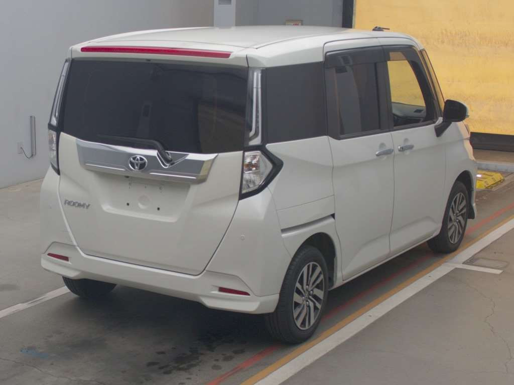 2021 Toyota Roomy M900A[1]