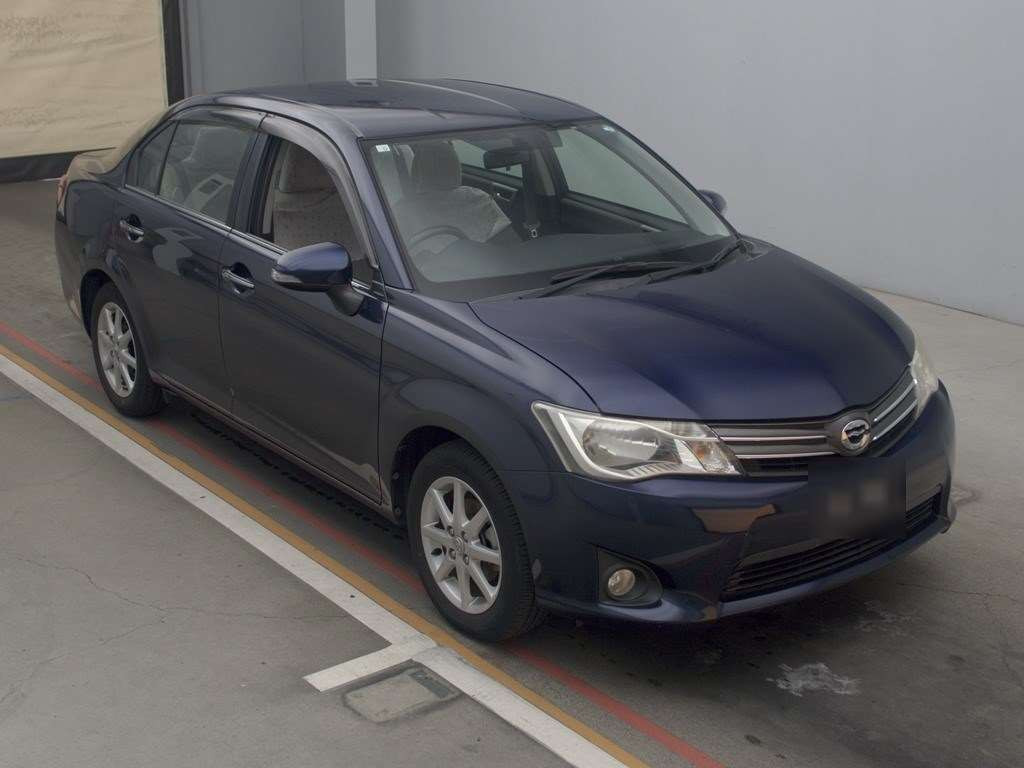 2012 Toyota Corolla Axio NZE161[2]