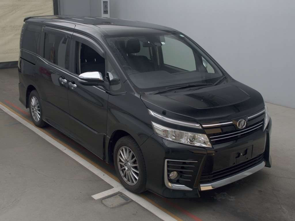 2016 Toyota Voxy ZRR80W[2]