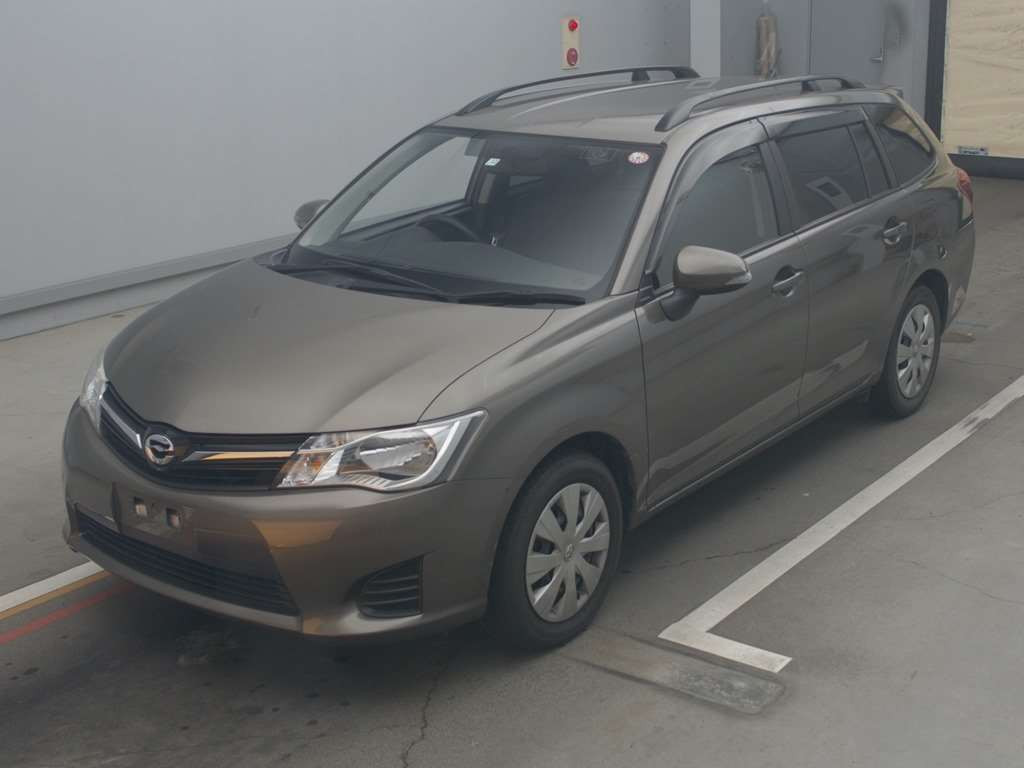 2013 Toyota Corolla Fielder NZE161G[0]