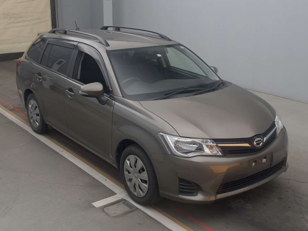 2013 Toyota Corolla Fielder NZE161G[2]