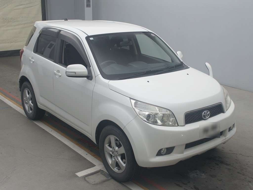 2008 Toyota Rush J210E[2]