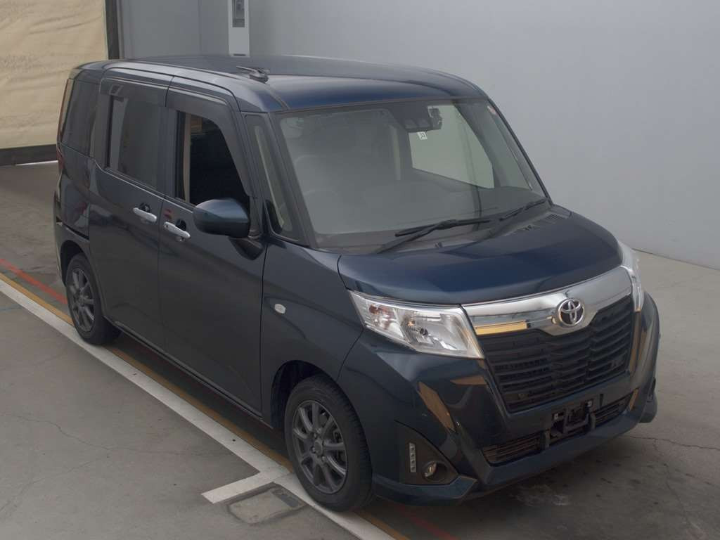 2019 Toyota Roomy M900A[2]