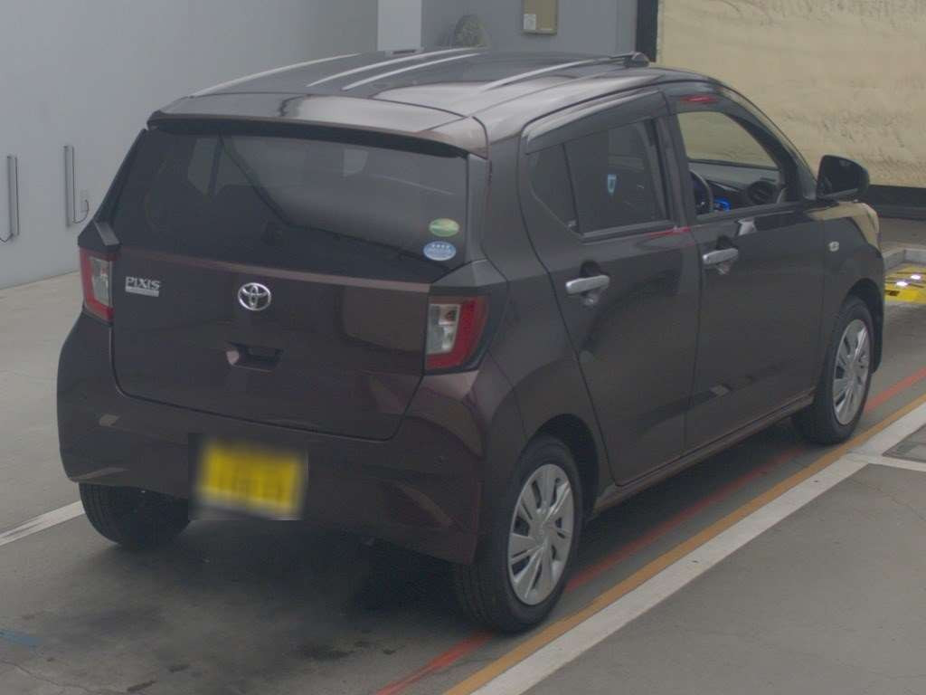 2018 Toyota Pixis Epoch LA350A[1]