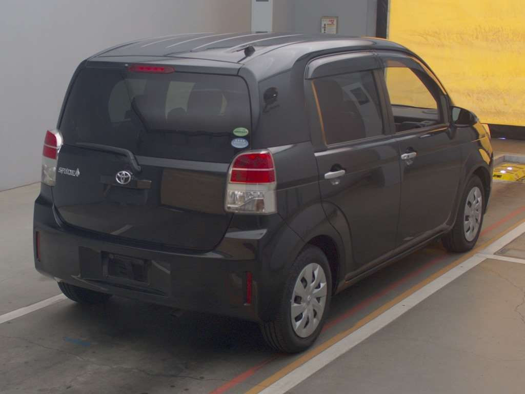 2014 Toyota Spade NCP141[1]