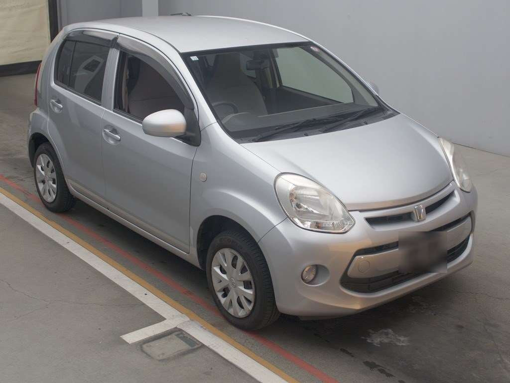 2014 Toyota Passo KGC30[2]