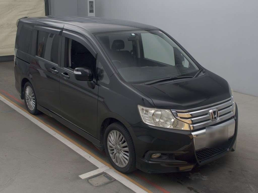 2010 Honda Step WGN Spada RK5[2]