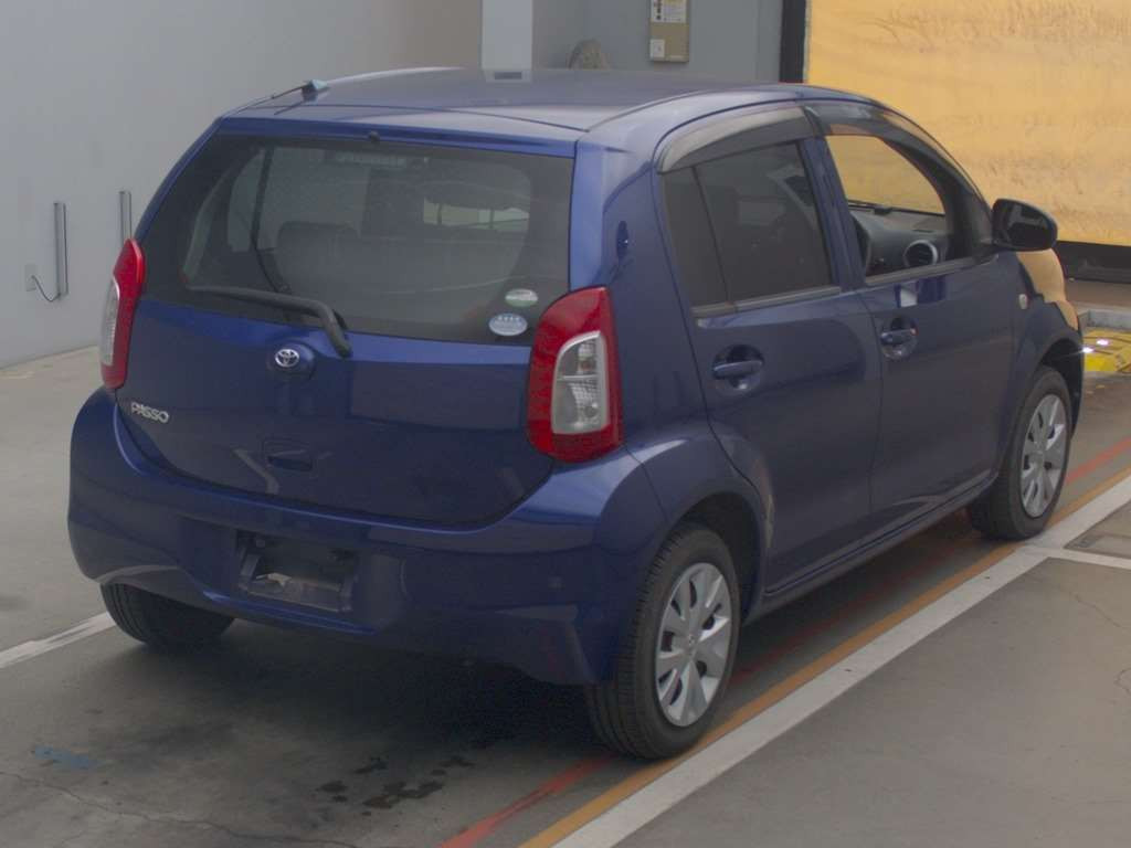 2015 Toyota Passo KGC30[1]