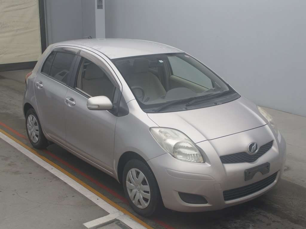 2009 Toyota Vitz KSP90[2]