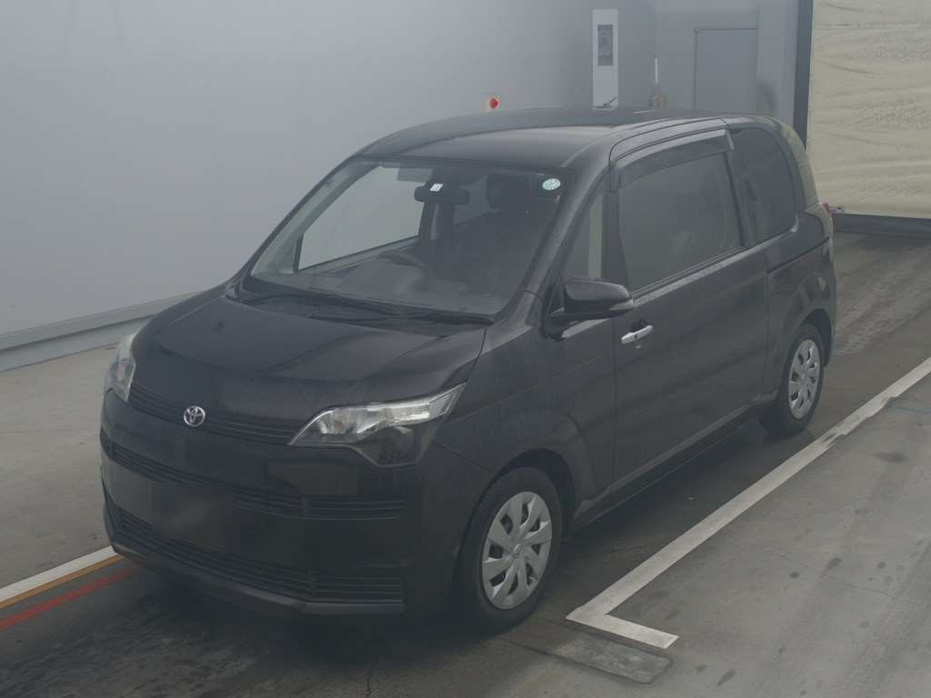 2014 Toyota Spade NCP141[0]