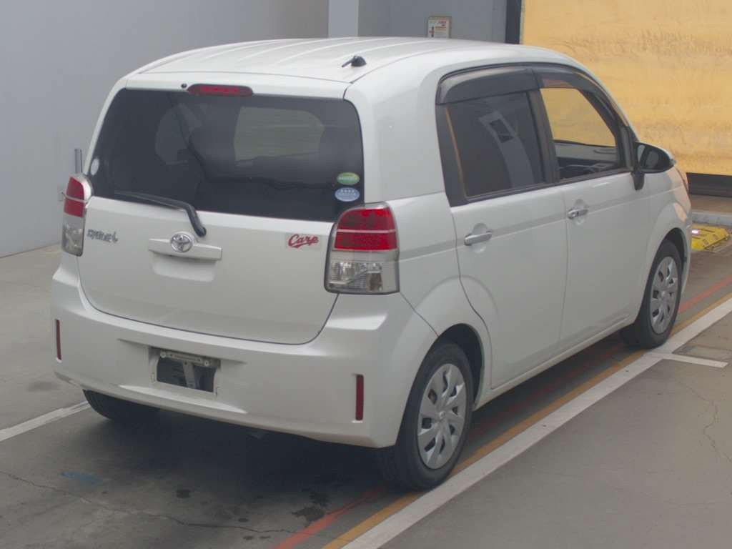 2013 Toyota Spade NCP141[1]