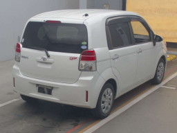 2013 Toyota Spade