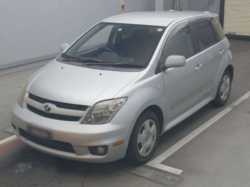 2006 Toyota IST NCP61[0]