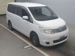 2009 Nissan Serena